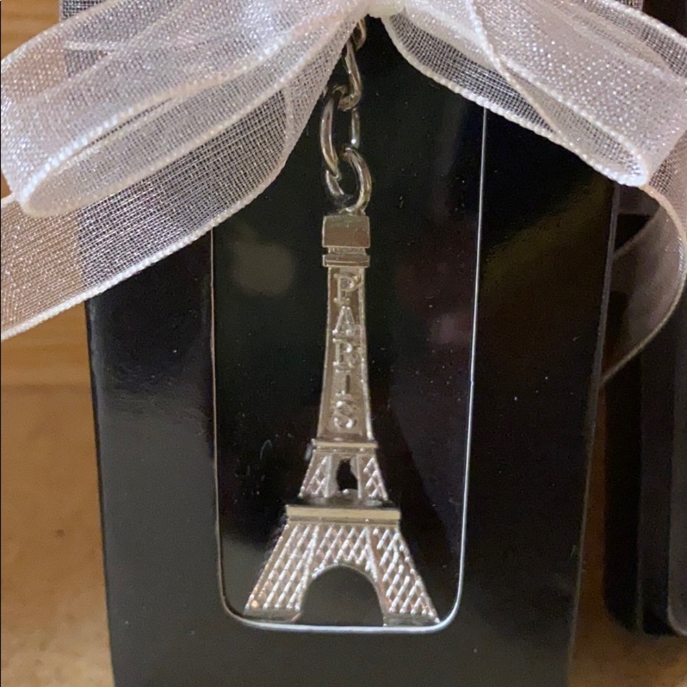 Two French inspired Key Chains - Picture 3 of 4